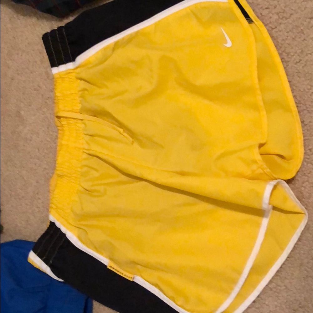 nike shorts